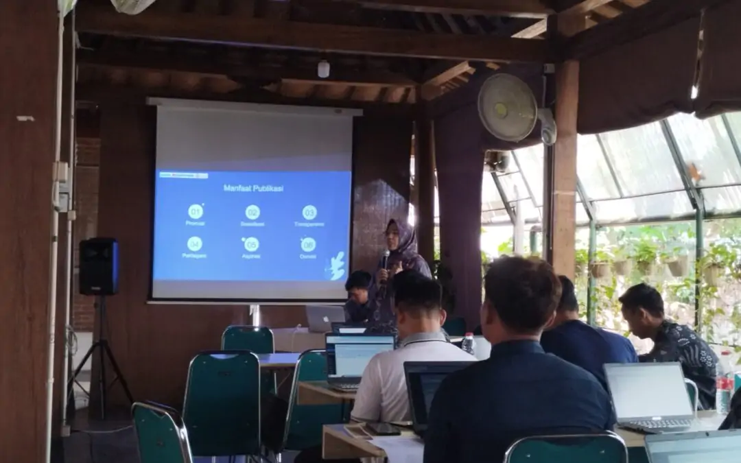 Desa Sukasukur di Kecamatan Cisayong Menggelar Pelatihan Sistem Informasi Desa untuk Meningkatkan Pelayanan